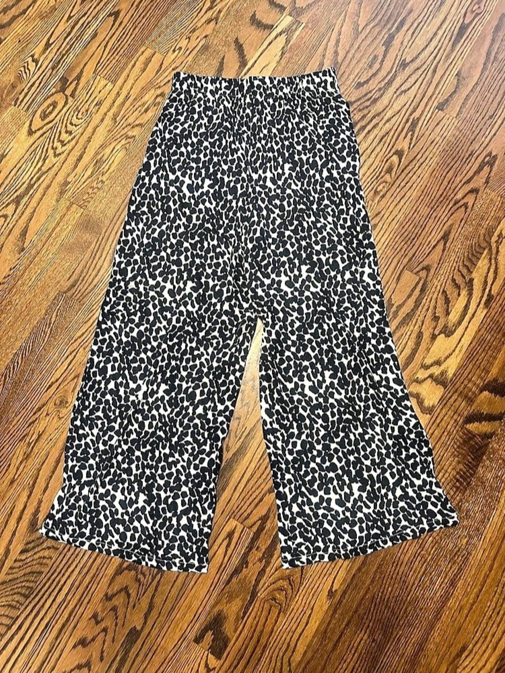 Women's Ankle-Length Animal Print Pants